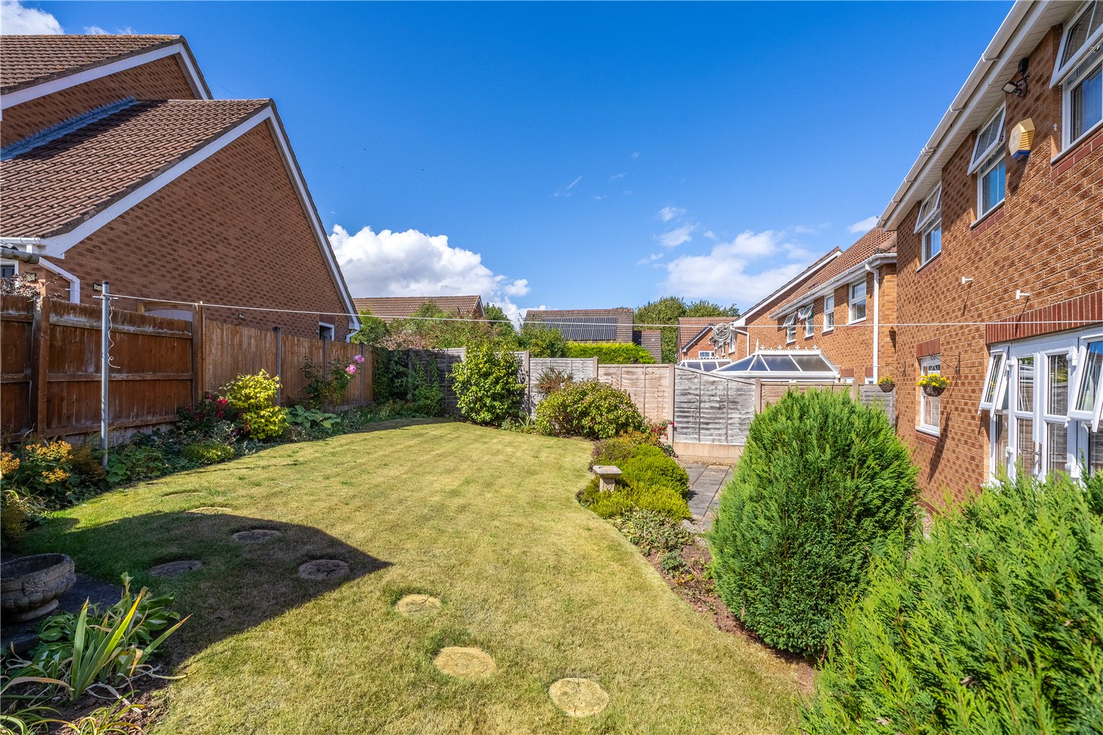 Swallowfield Close, Priorslee, Telford, TF2 - DB Roberts