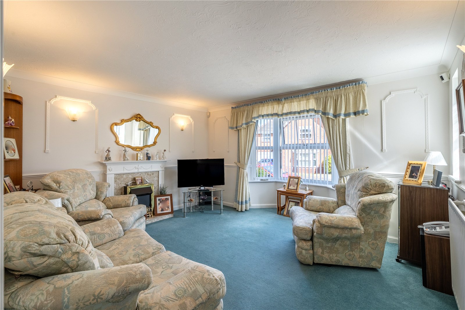 Swallowfield Close, Priorslee, Telford, TF2 - DB Roberts