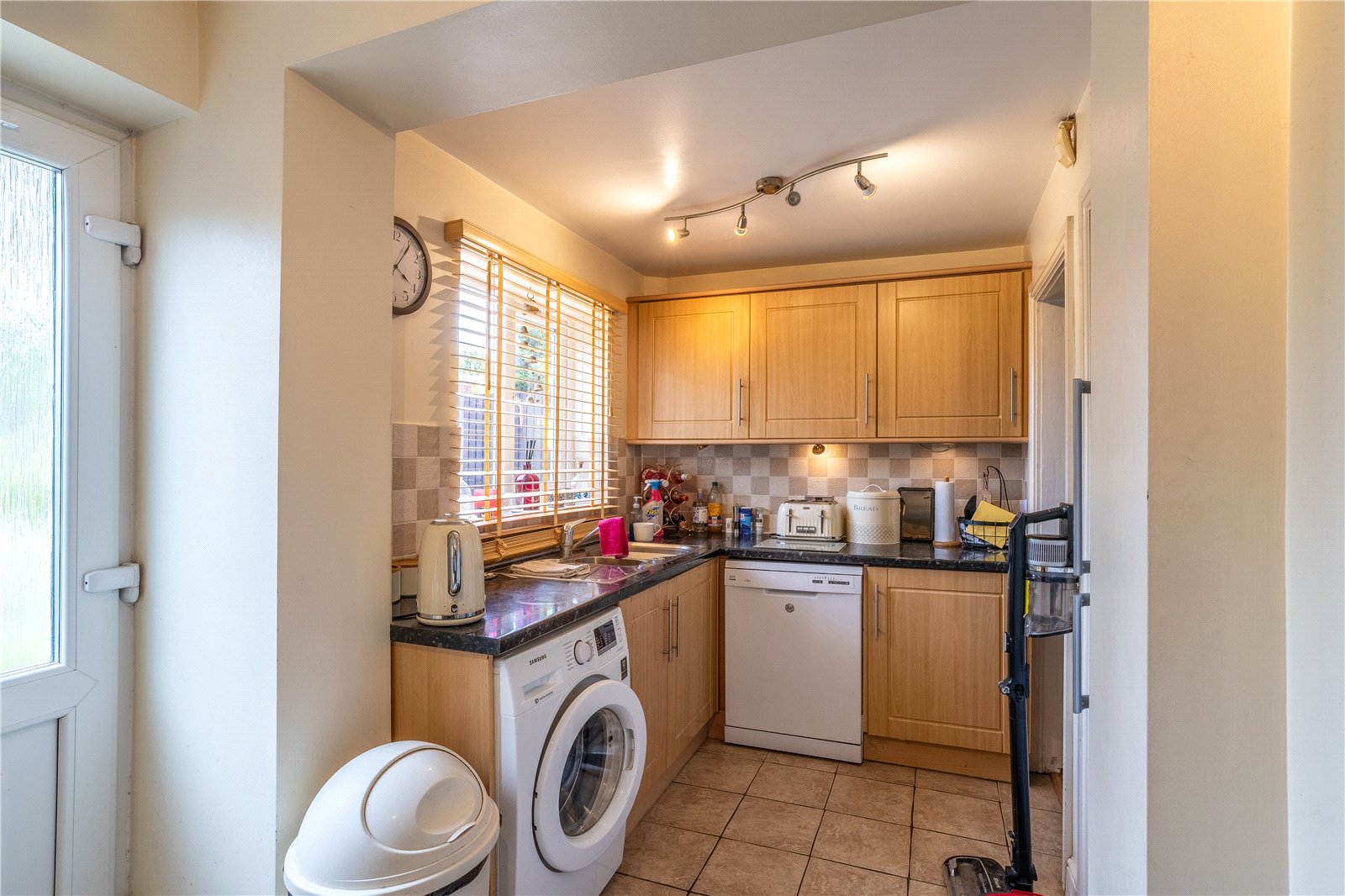 Churchfield Road, Oxley, Wolverhampton, WV10 - DB Roberts