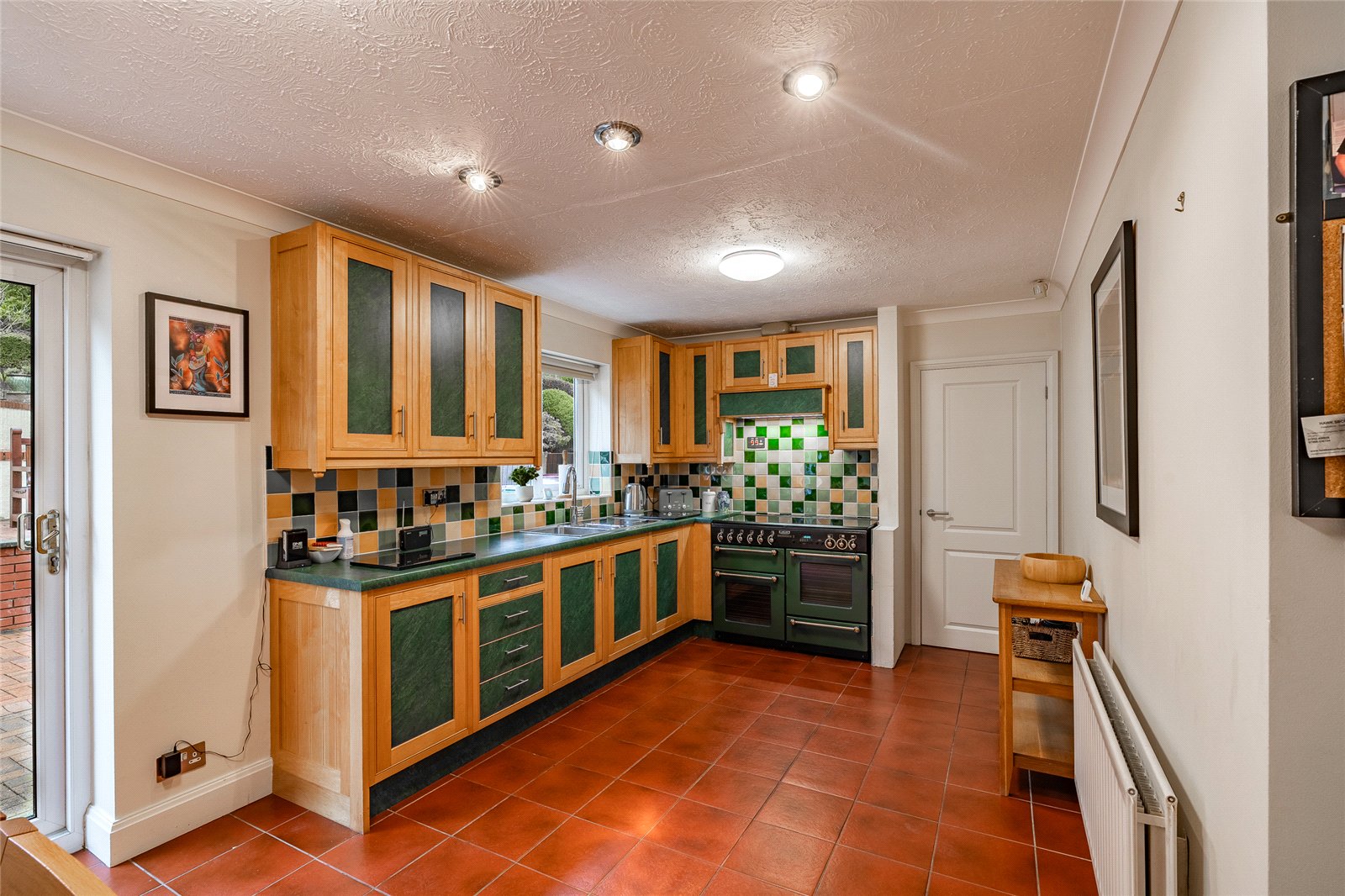 Hinkshay, Telford, Shropshire, TF4 - DB Roberts