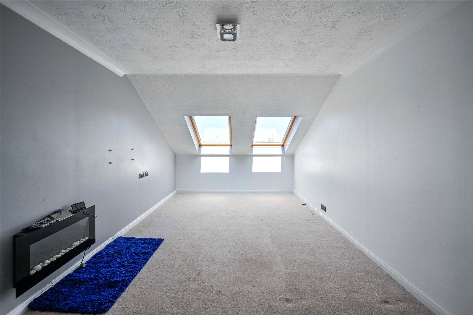 Wolverhampton Road, Forebridge, Stafford, ST17 - DB Roberts