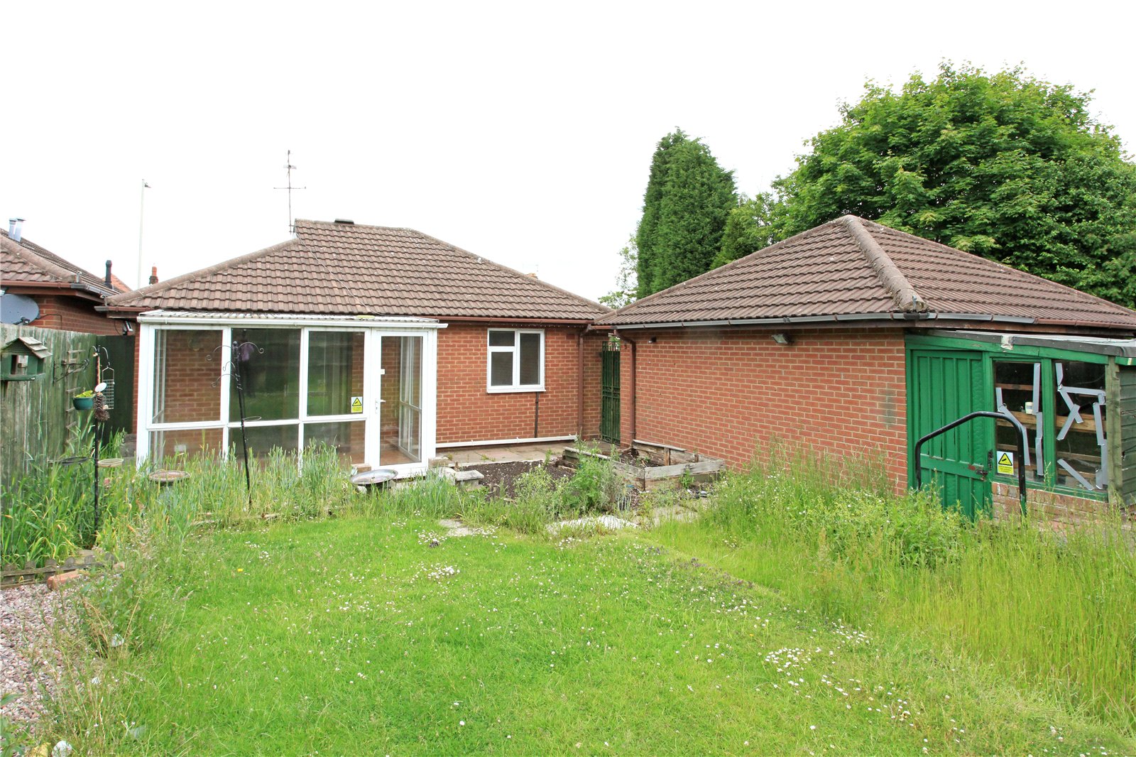 Hartshill, Oakengates, Telford, TF2 - DB Roberts