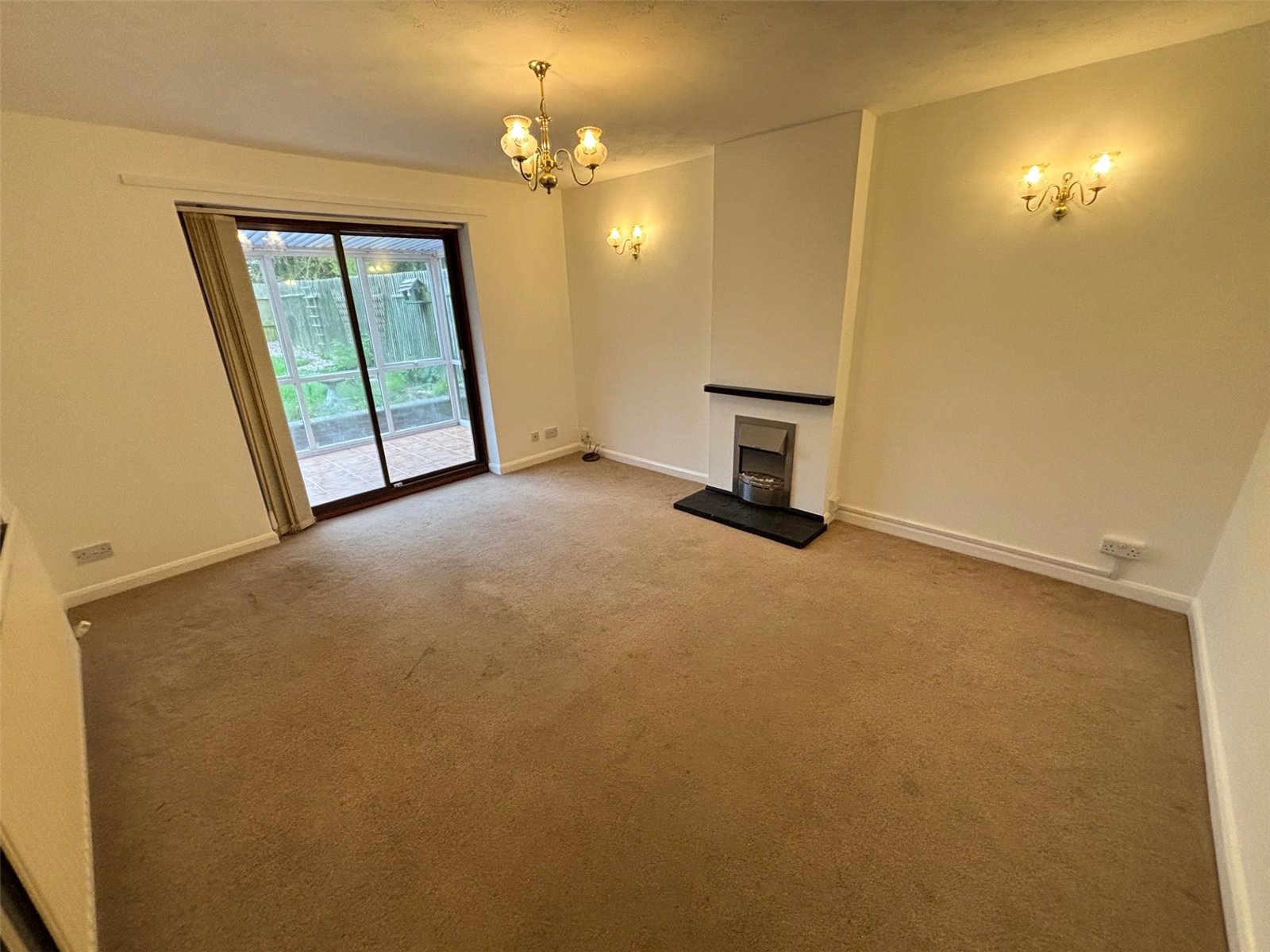 Hartshill, Oakengates, Telford, TF2 - DB Roberts