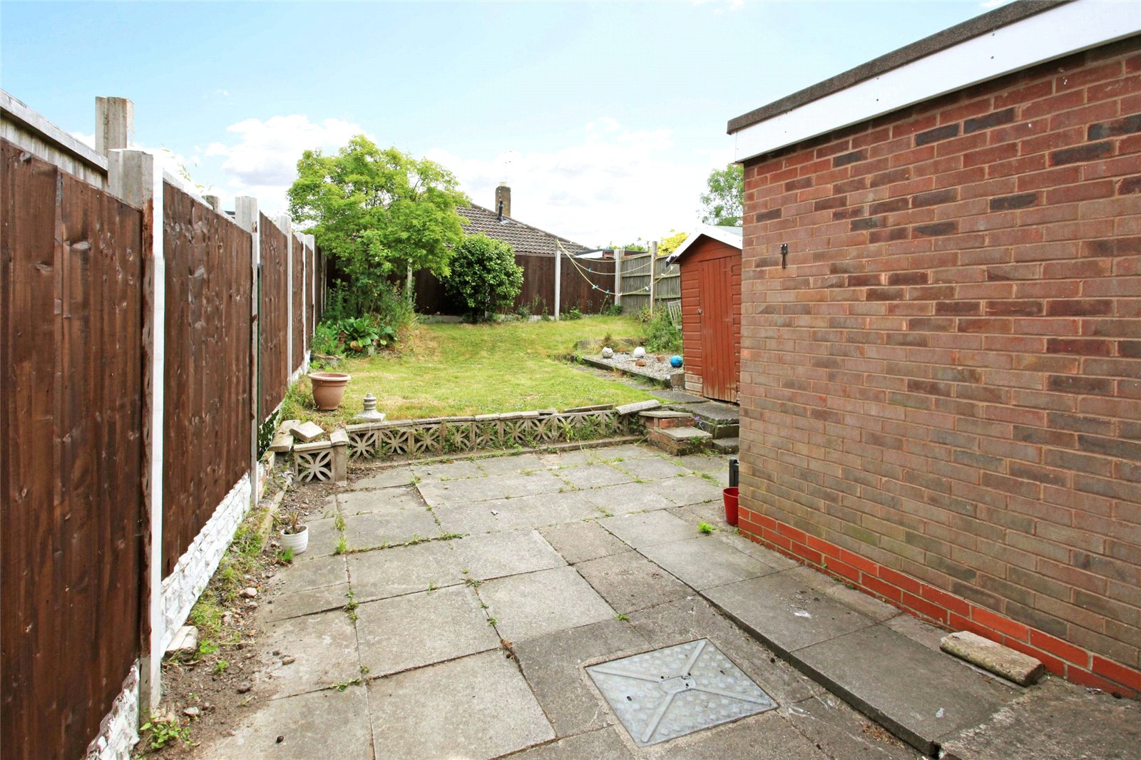 Fenns Crescent, St. Georges, Telford, TF2 - DB Roberts
