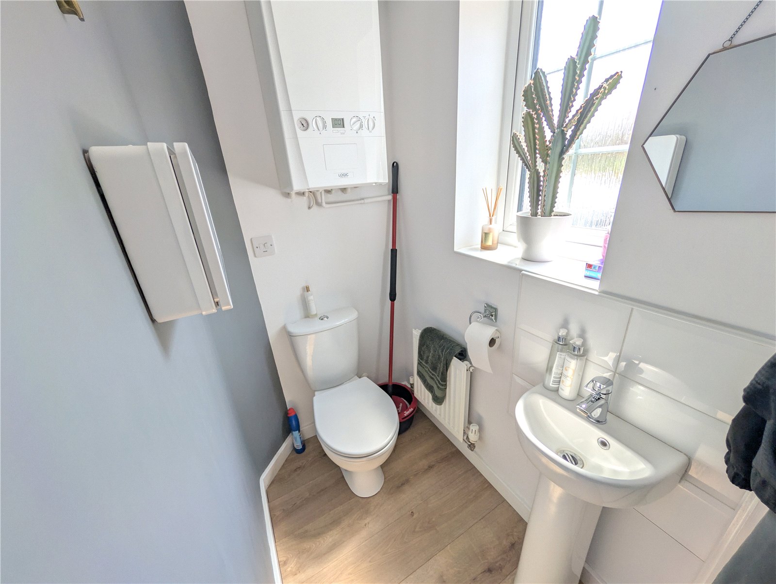 Kiln Close, Lightmoor, Telford, TF4 - DB Roberts