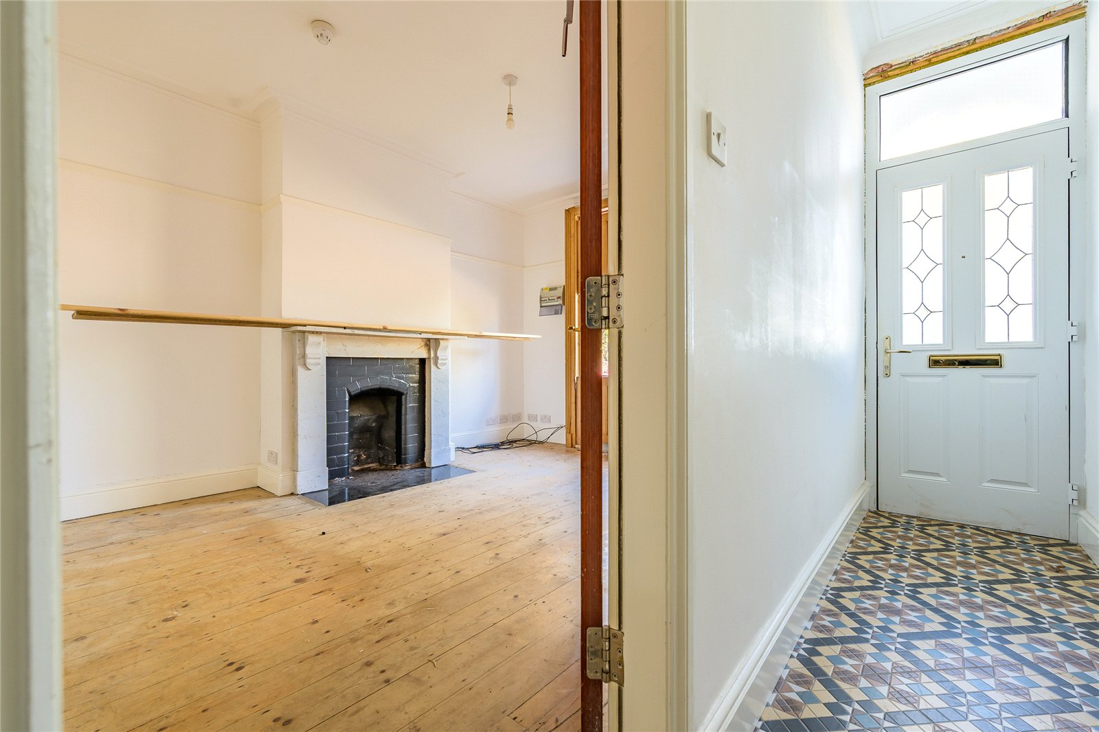 Merridale Lane, Merridale, Wolverhampton, WV3 - DB Roberts