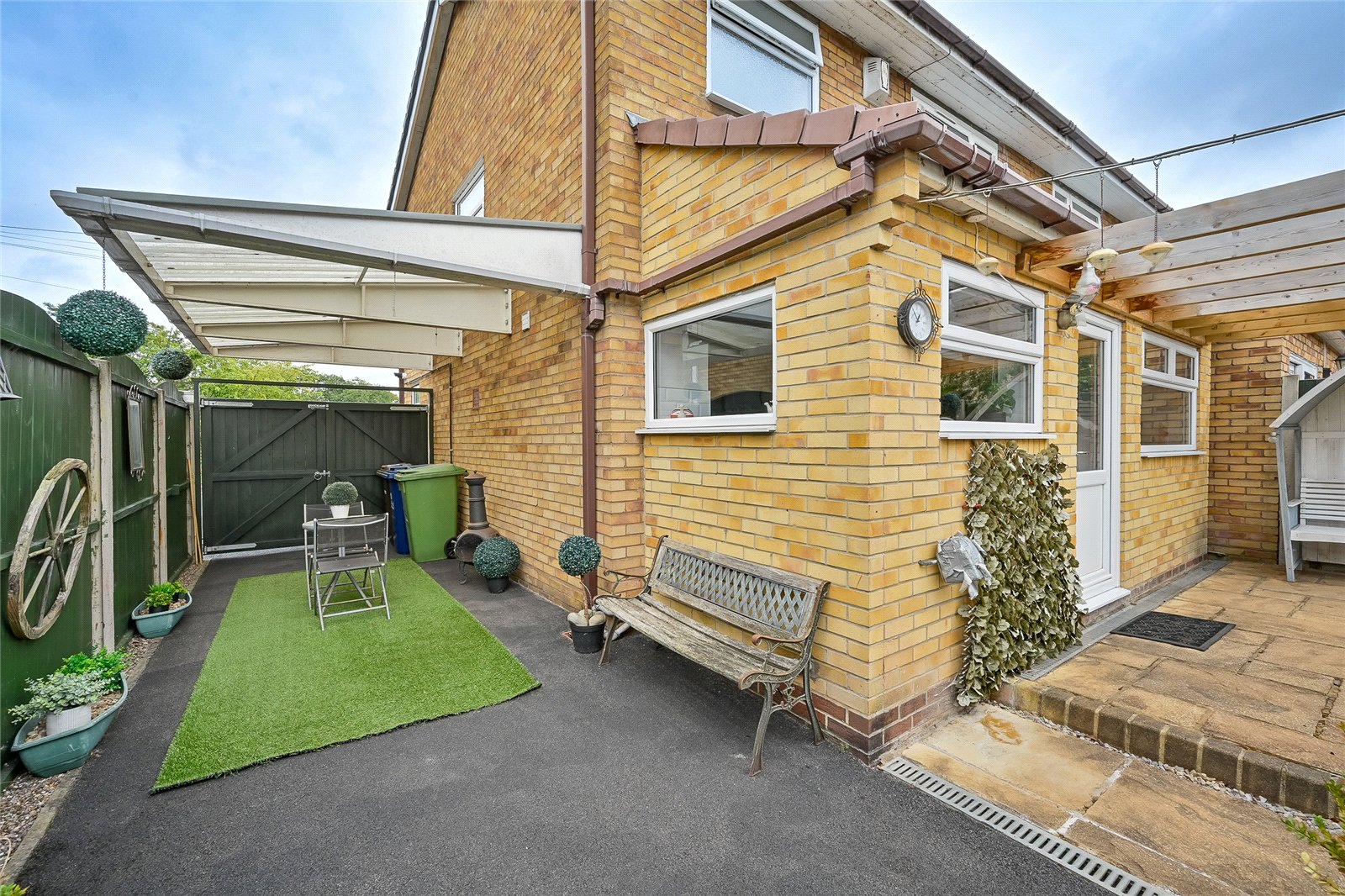 Carder Avenue, Trinity Fields, Stafford, ST16 - DB Roberts