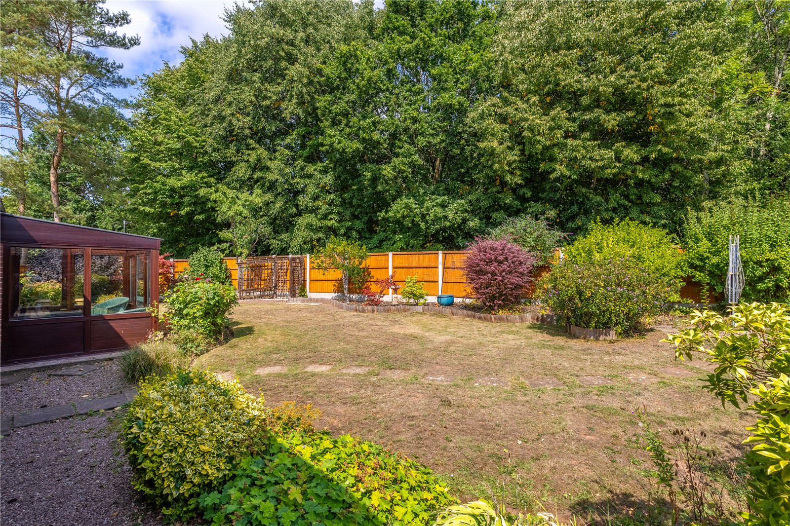 Carnoustie Drive, Sutton Hill, Telford, TF7 - DB Roberts
