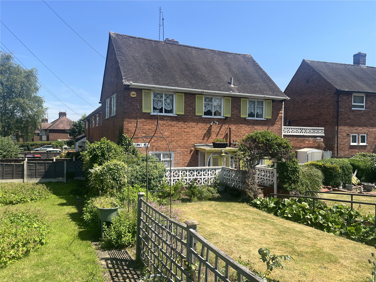 Crescent Road, Hadley, Telford, TF1 - DB Roberts