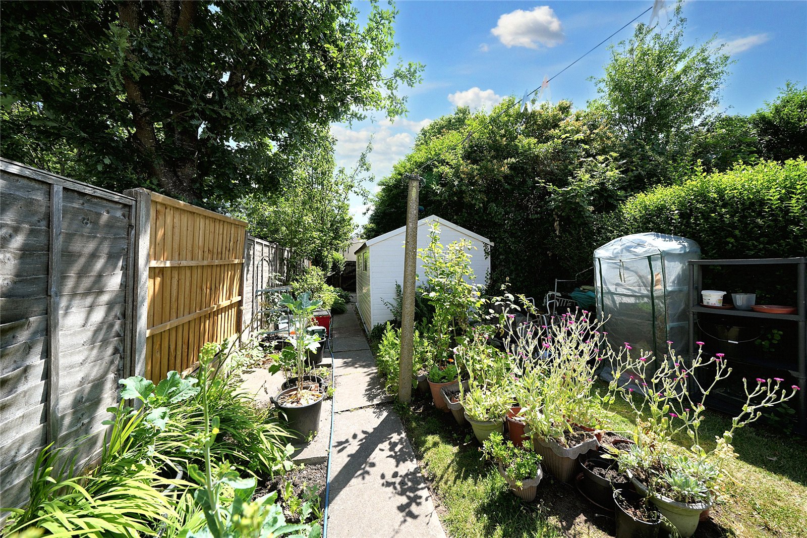 First Avenue, Bushbury, Wolverhampton, WV10 - DB Roberts