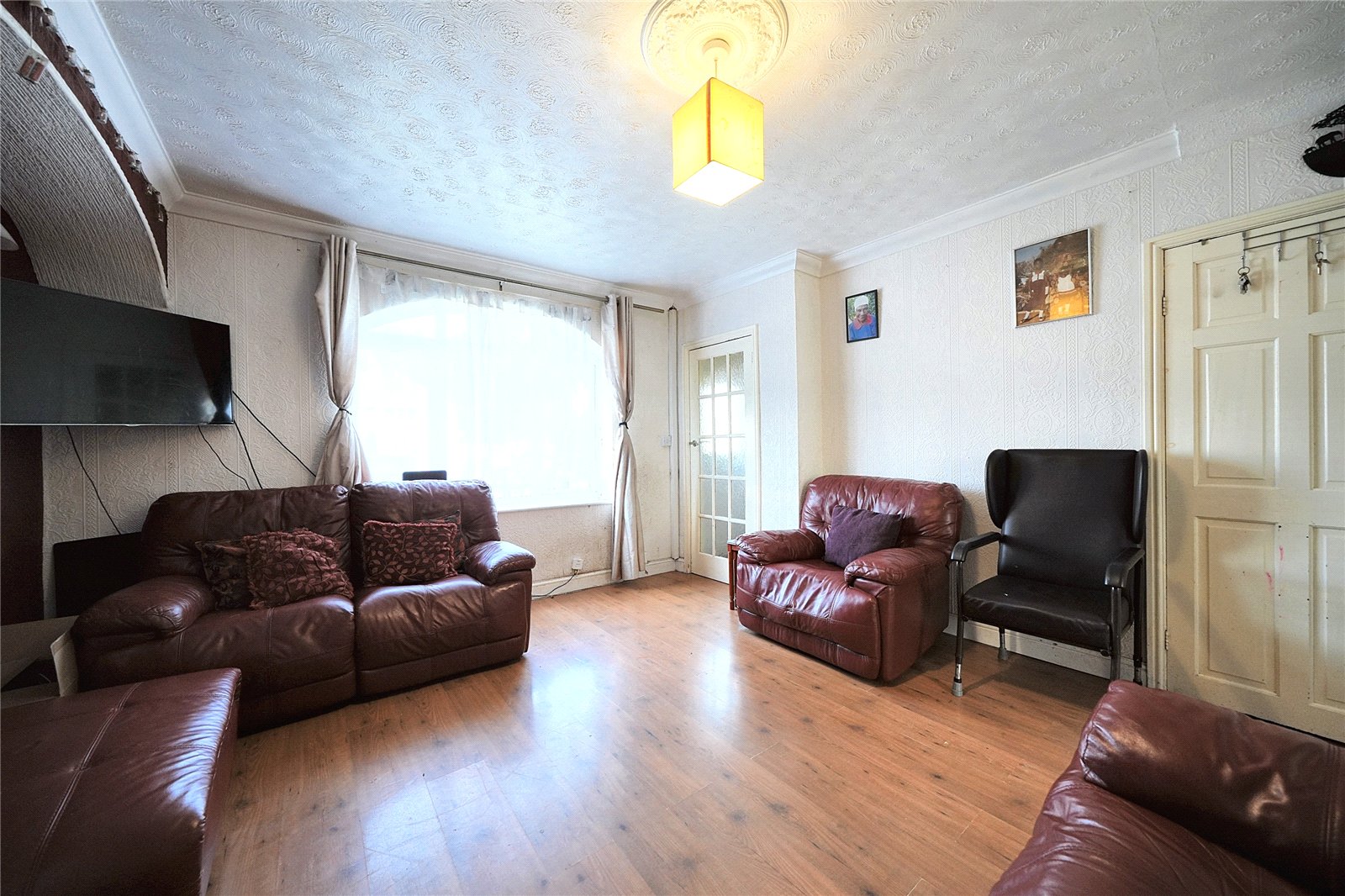 First Avenue, Bushbury, Wolverhampton, WV10 - DB Roberts