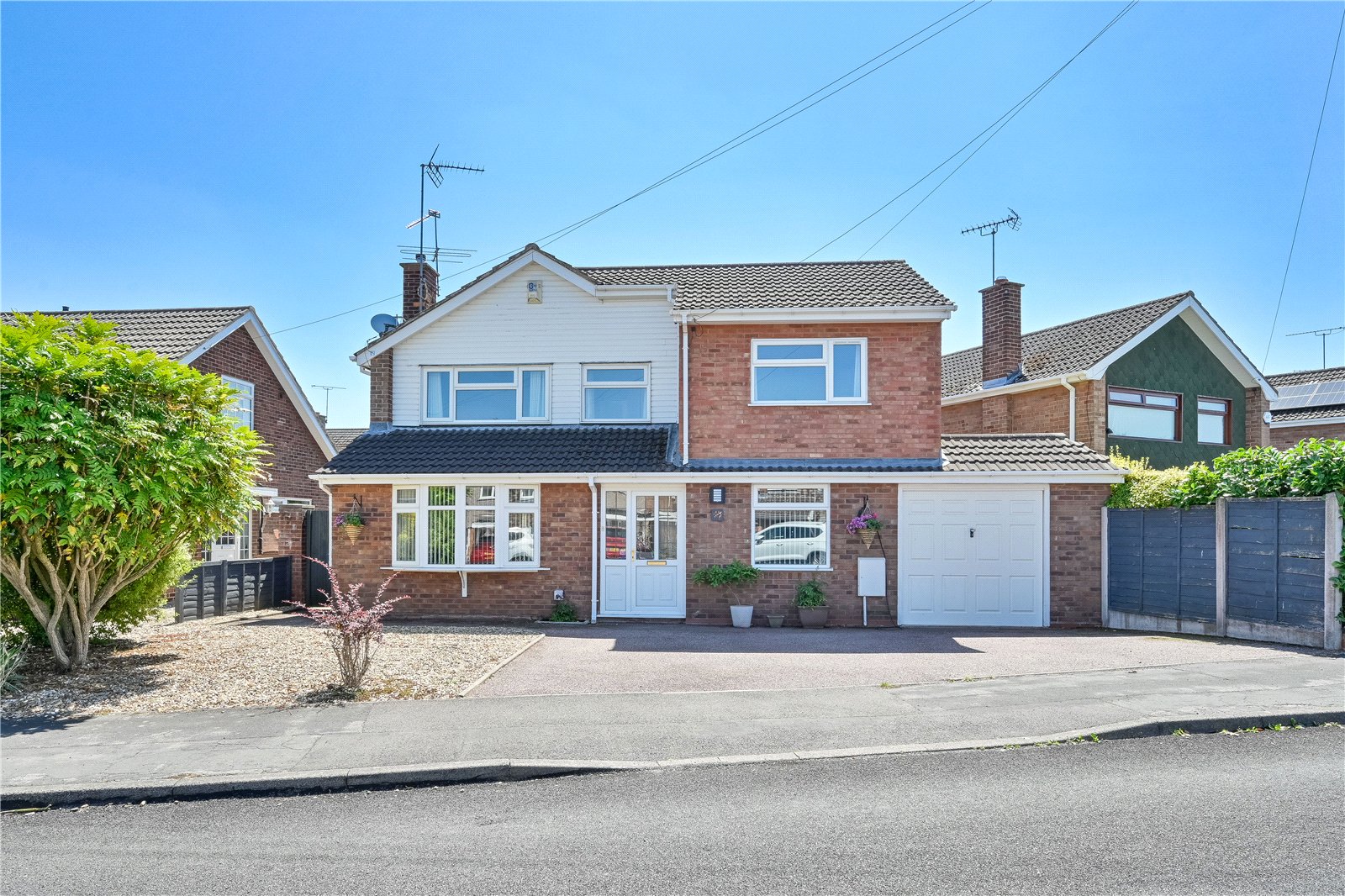 Mendip Avenue, Weeping Cross, Stafford, ST17 - DB Roberts