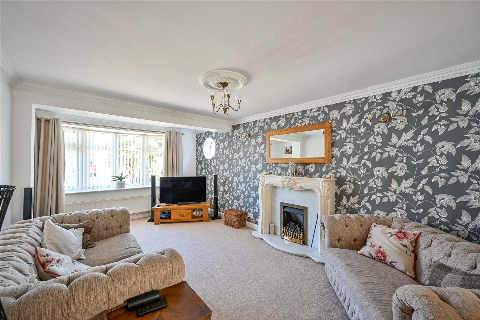 Mendip Avenue, Weeping Cross, Stafford, ST17 - DB Roberts