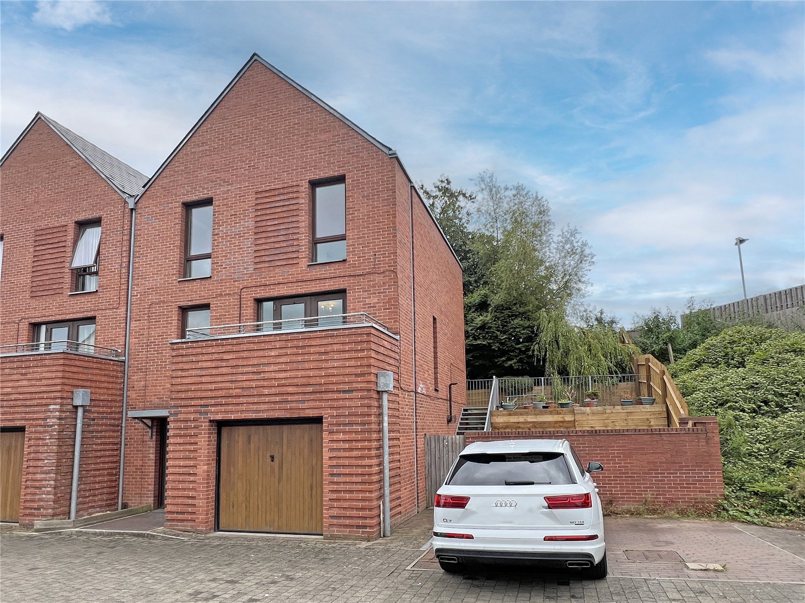 Sutherland Close, Ketley, Telford, TF1 - DB Roberts