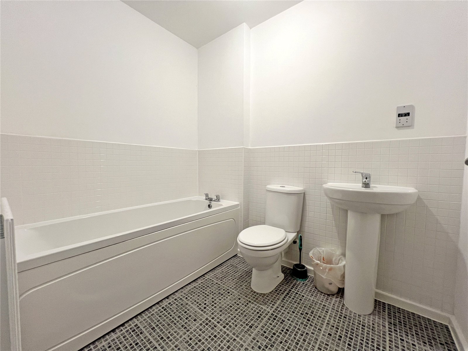 Sutherland Close, Ketley, Telford, TF1 - DB Roberts