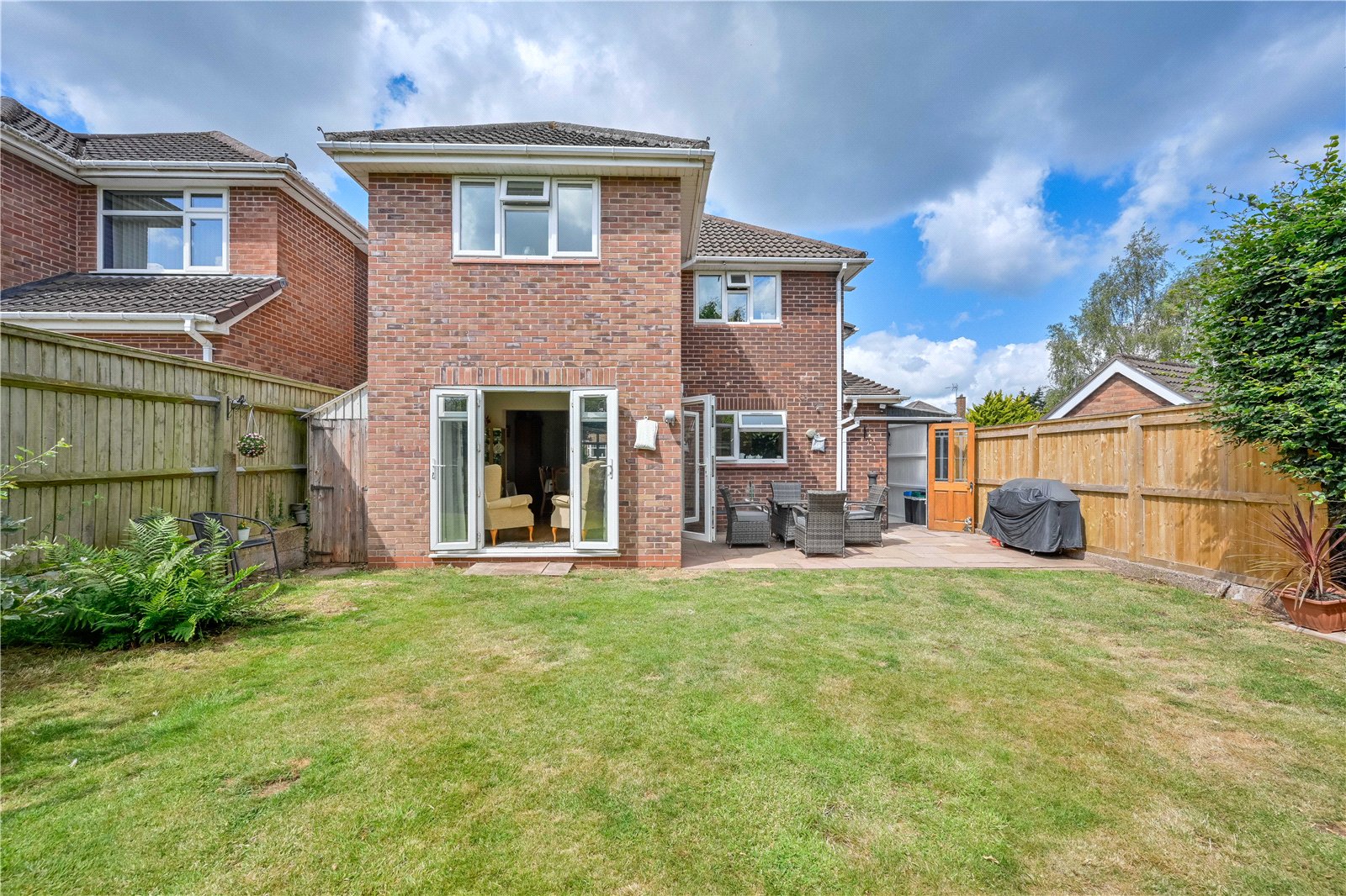 Newquay Avenue, Weeping Cross, Stafford, ST17 - DB Roberts