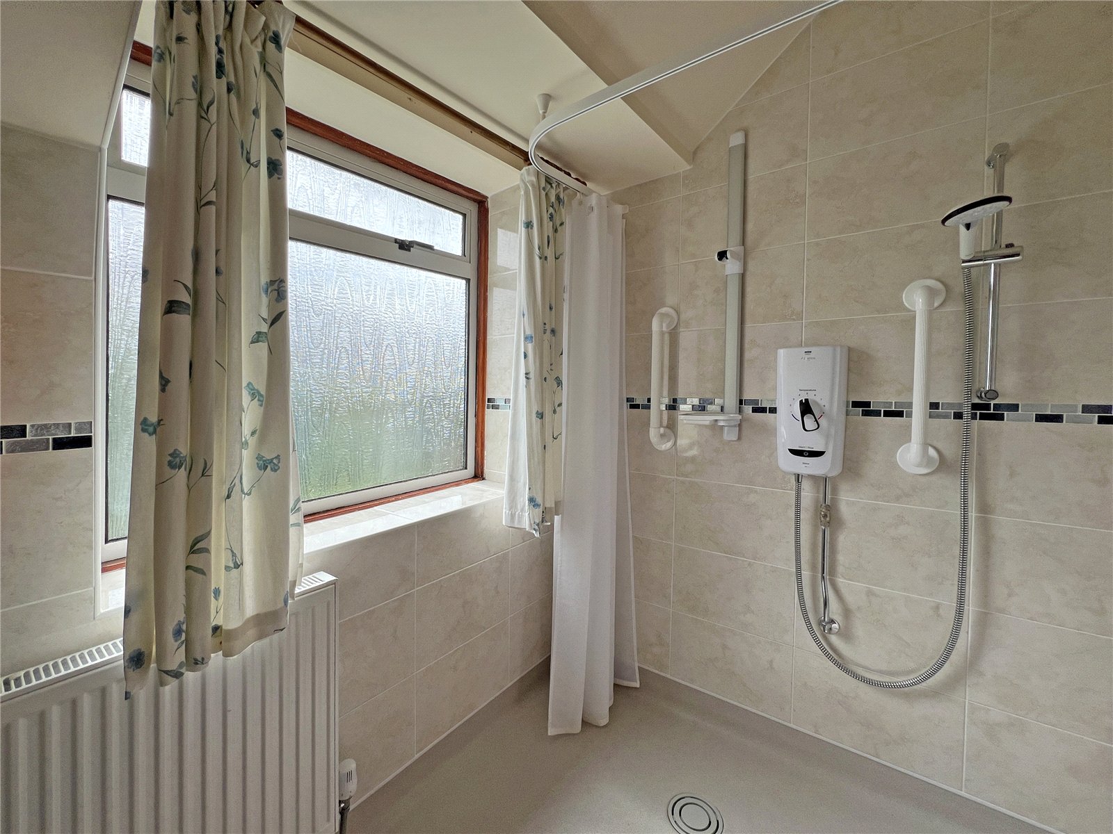 Trenleigh Gardens, Trench, Telford, TF2 - DB Roberts