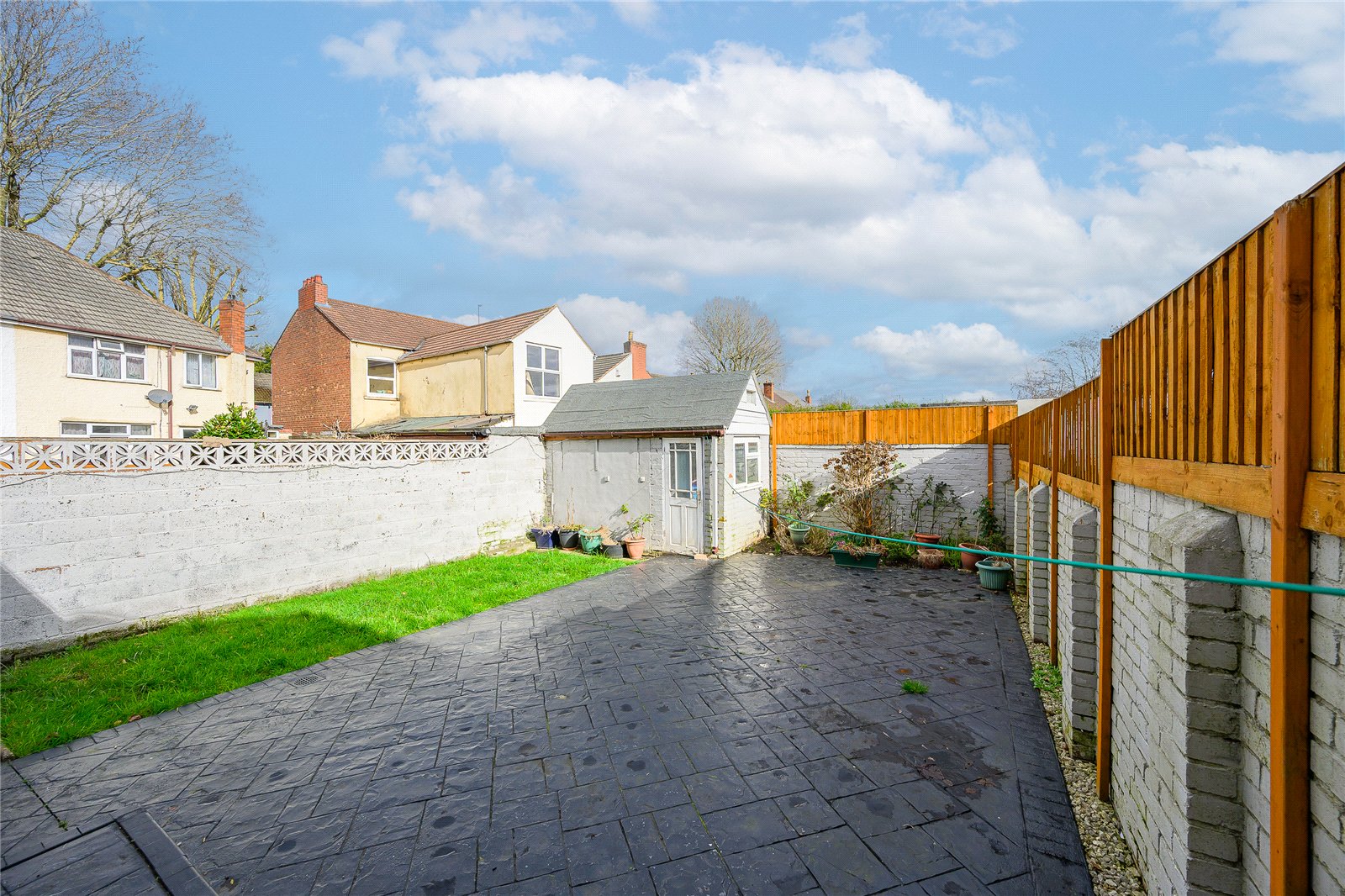 Springfield Road, Park Village, Wolverhampton, WV10 - DB Roberts