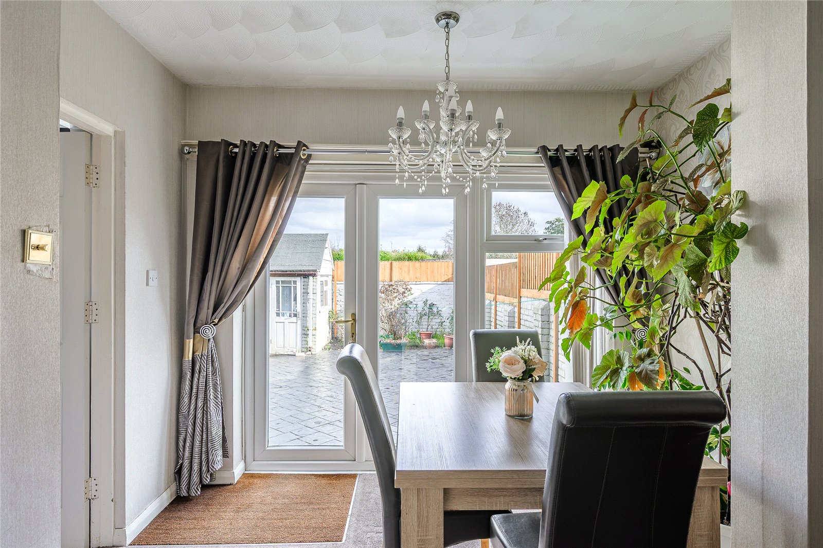 Springfield Road, Park Village, Wolverhampton, WV10 - DB Roberts