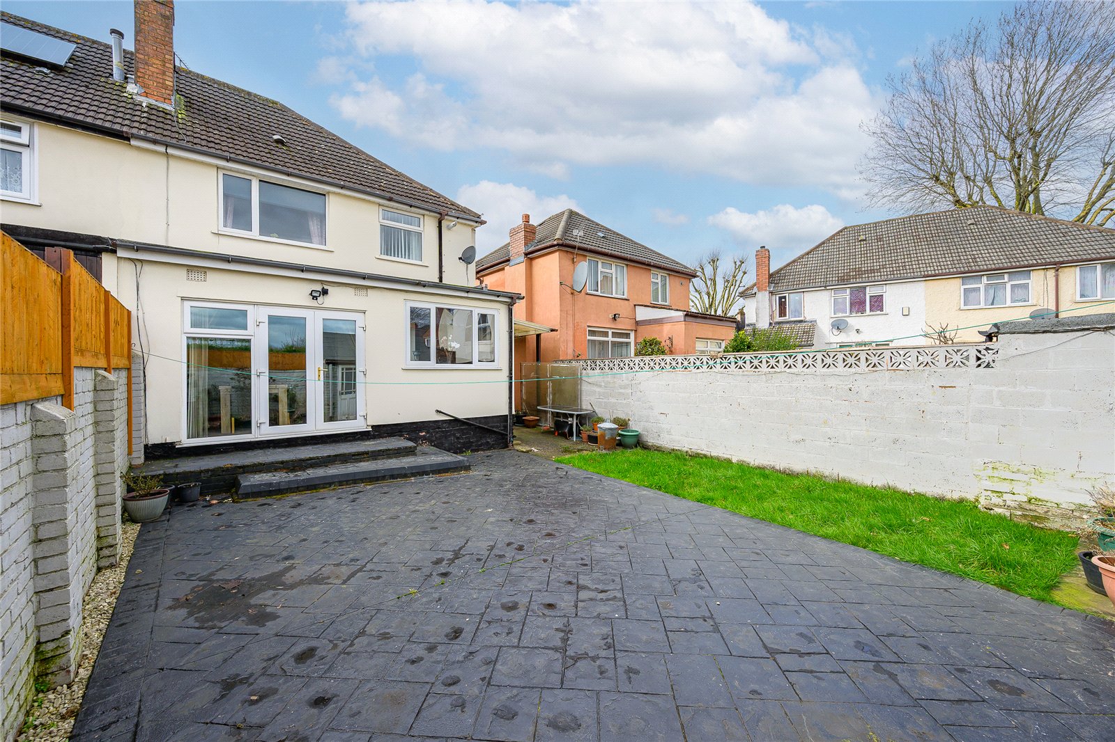 Springfield Road, Park Village, Wolverhampton, WV10 - DB Roberts