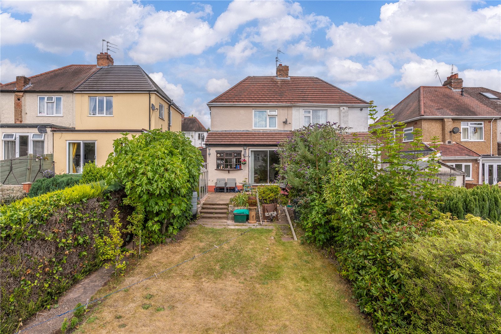 Lynton Avenue, Claregate/Aldersley, Wolverhampton, WV6 - DB Roberts