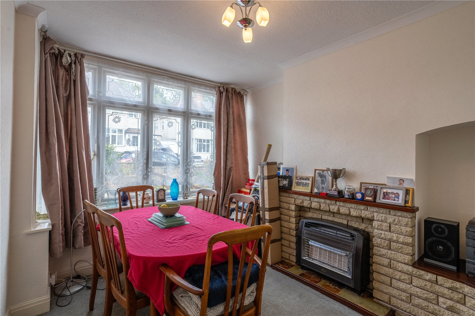 Lynton Avenue, Claregate/Aldersley, Wolverhampton, WV6 - DB Roberts