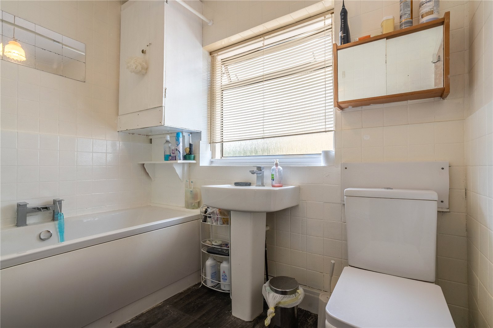 Lynton Avenue, Claregate/Aldersley, Wolverhampton, WV6 - DB Roberts