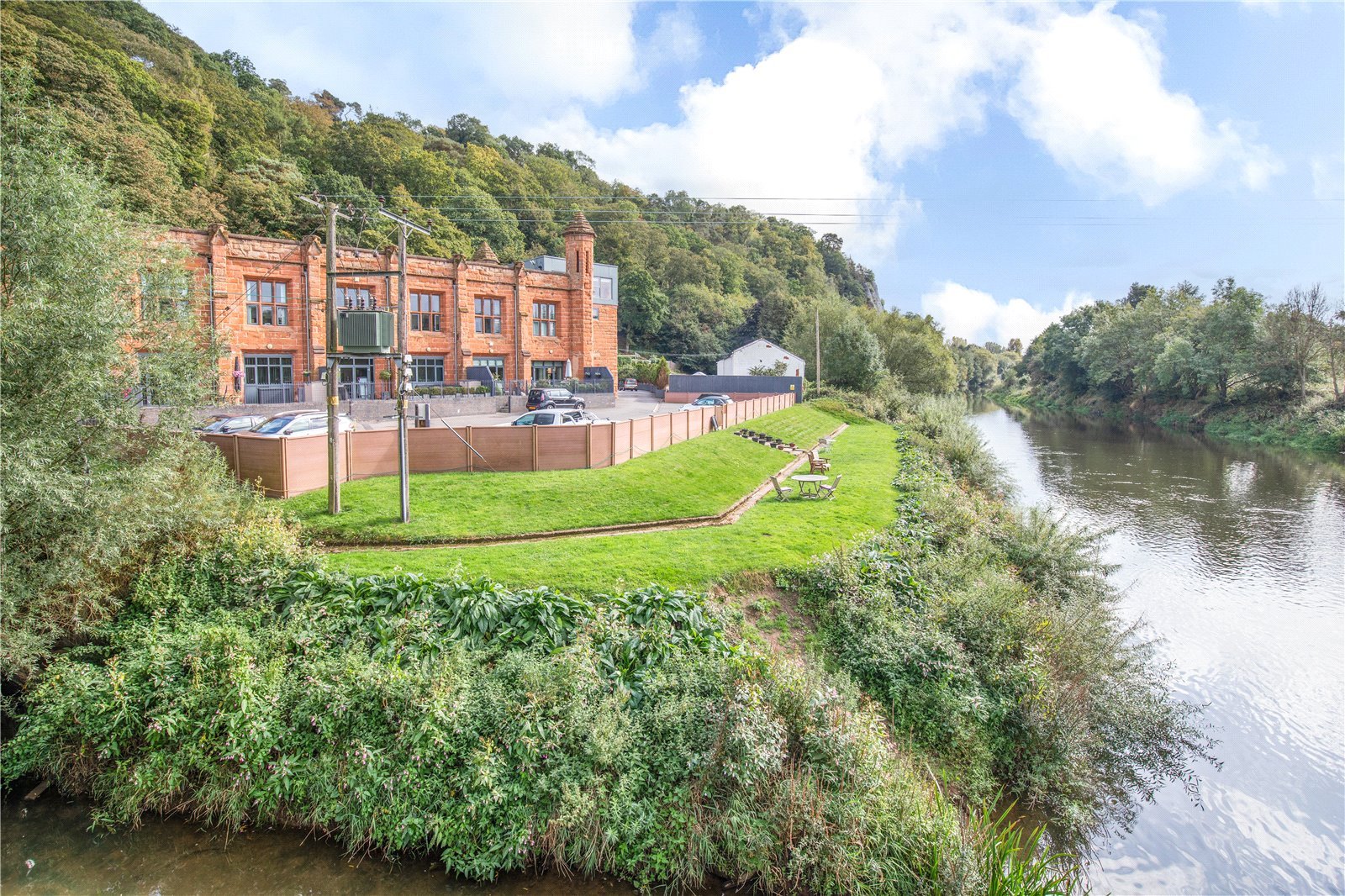 Fort Pendlestone, Telford Road, Bridgnorth, WV15 - DB Roberts