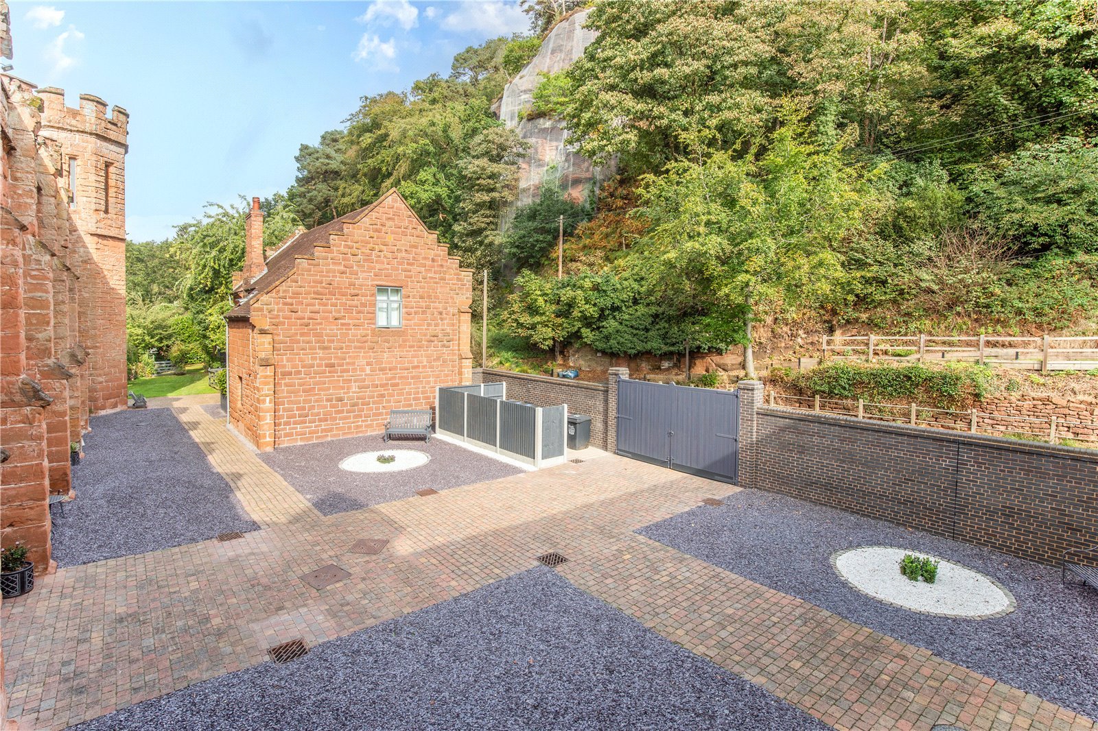 Fort Pendlestone, Telford Road, Bridgnorth, WV15 - DB Roberts