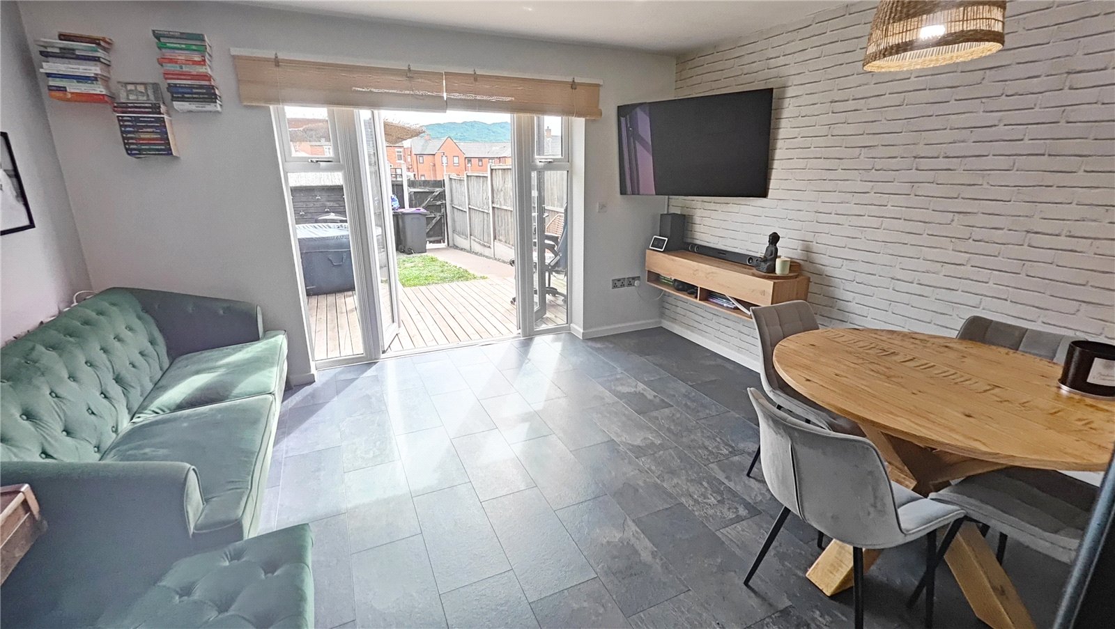 Tellus Row, Vineyard Road, Wellington, TF1 - DB Roberts
