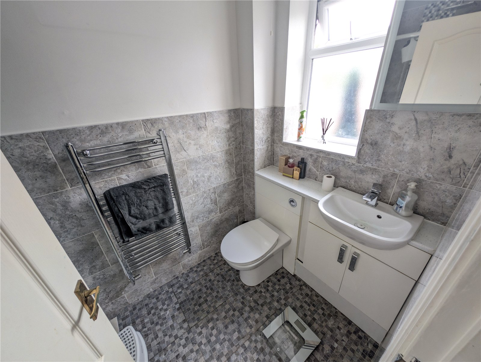 McCormick Drive, Shawbirch, Telford, TF1 - DB Roberts