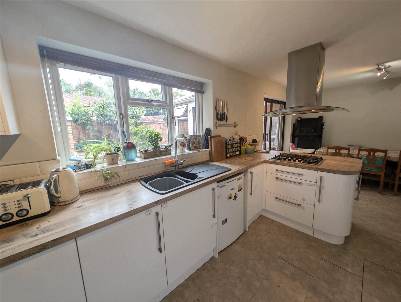 McCormick Drive, Shawbirch, Telford, TF1 - DB Roberts