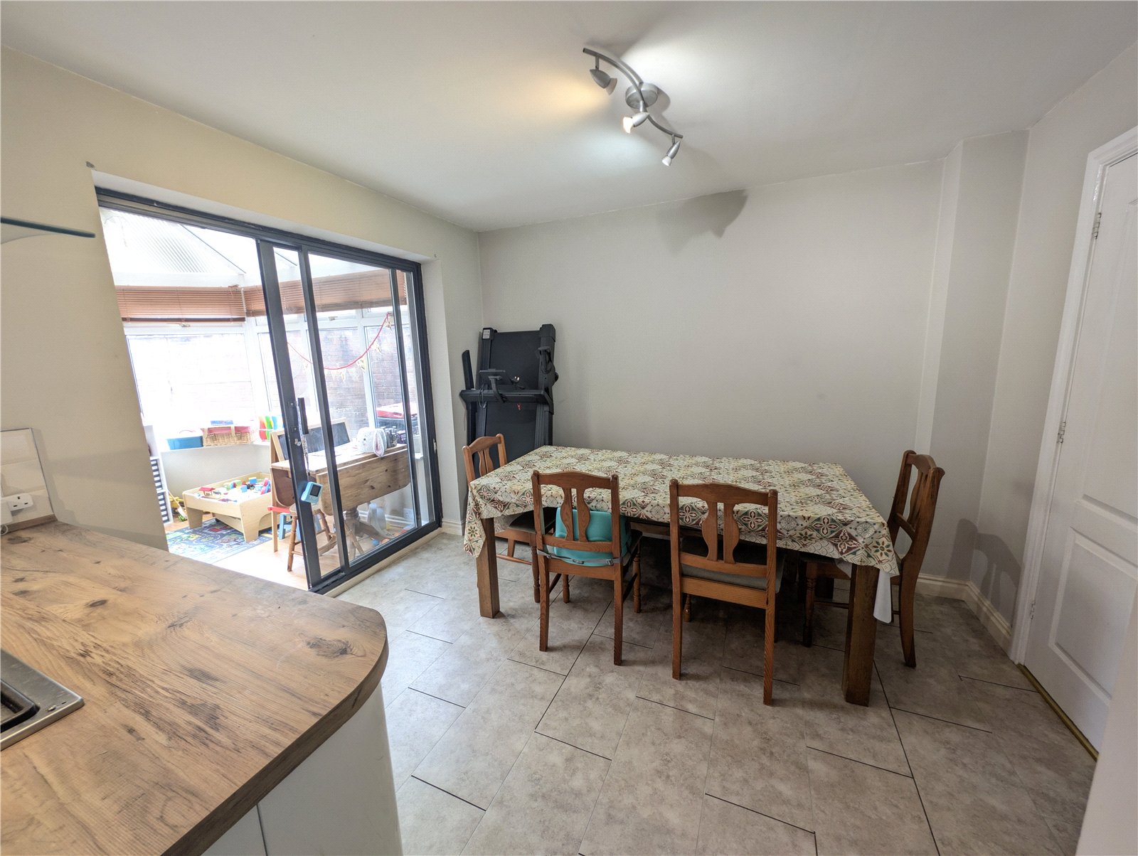McCormick Drive, Shawbirch, Telford, TF1 - DB Roberts