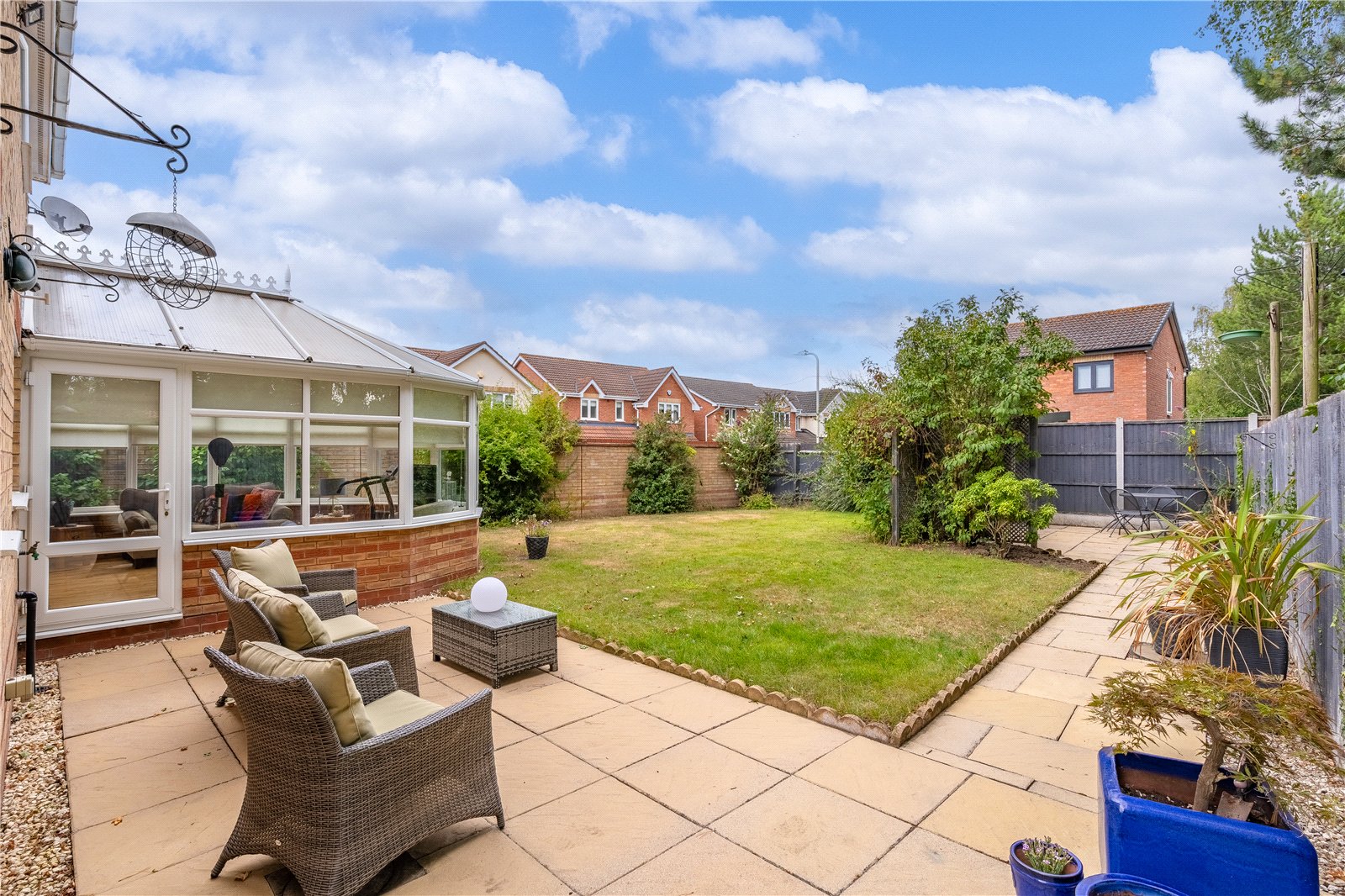 Davenport Drive, Admaston, Telford, TF5 - DB Roberts