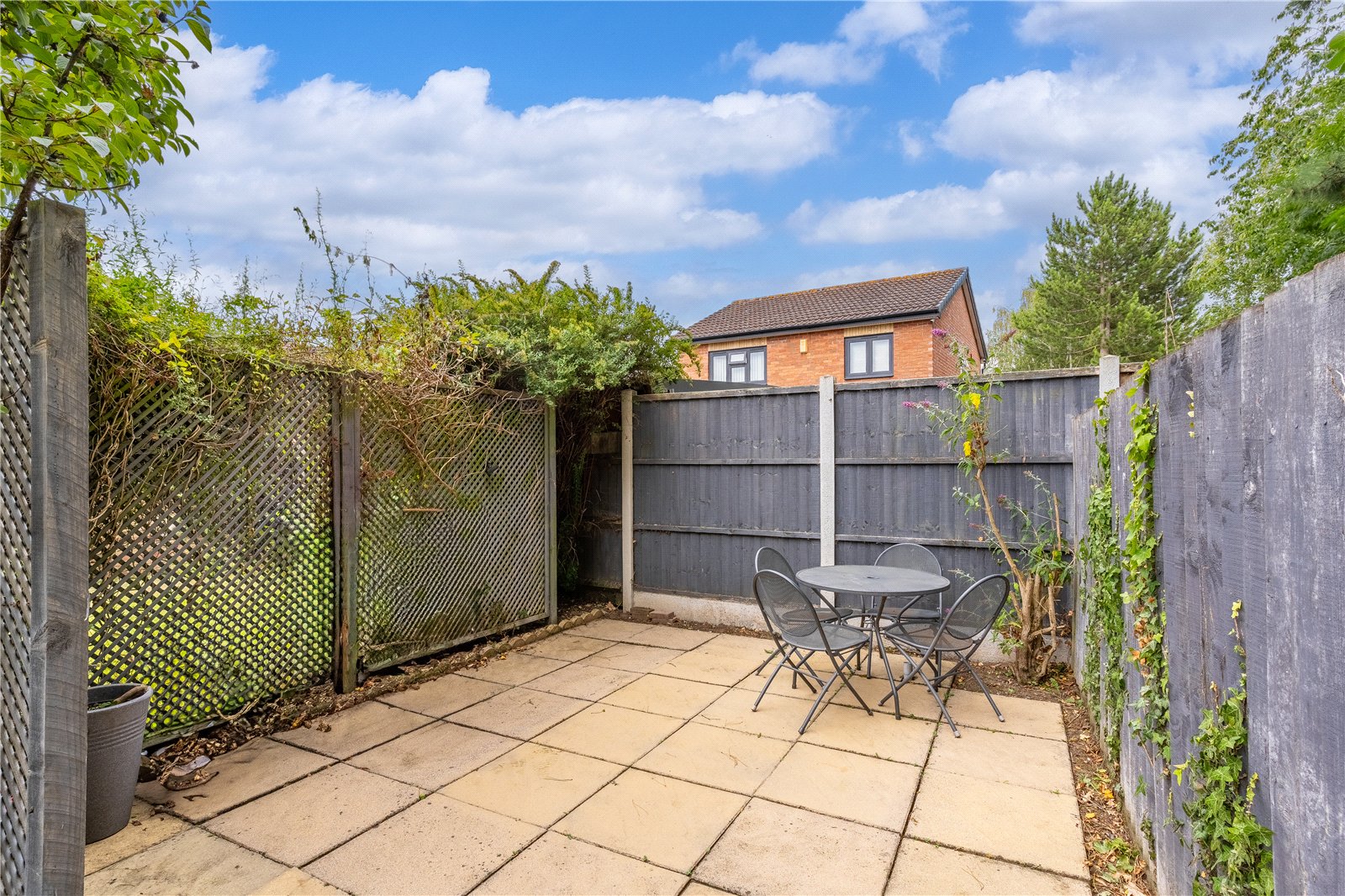 Davenport Drive, Admaston, Telford, TF5 - DB Roberts