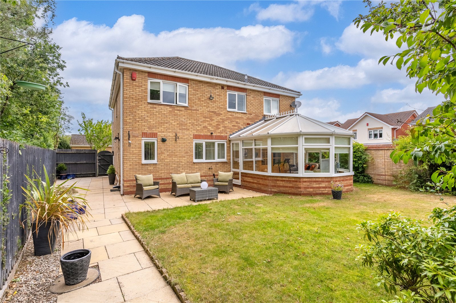 Davenport Drive, Admaston, Telford, TF5 - DB Roberts