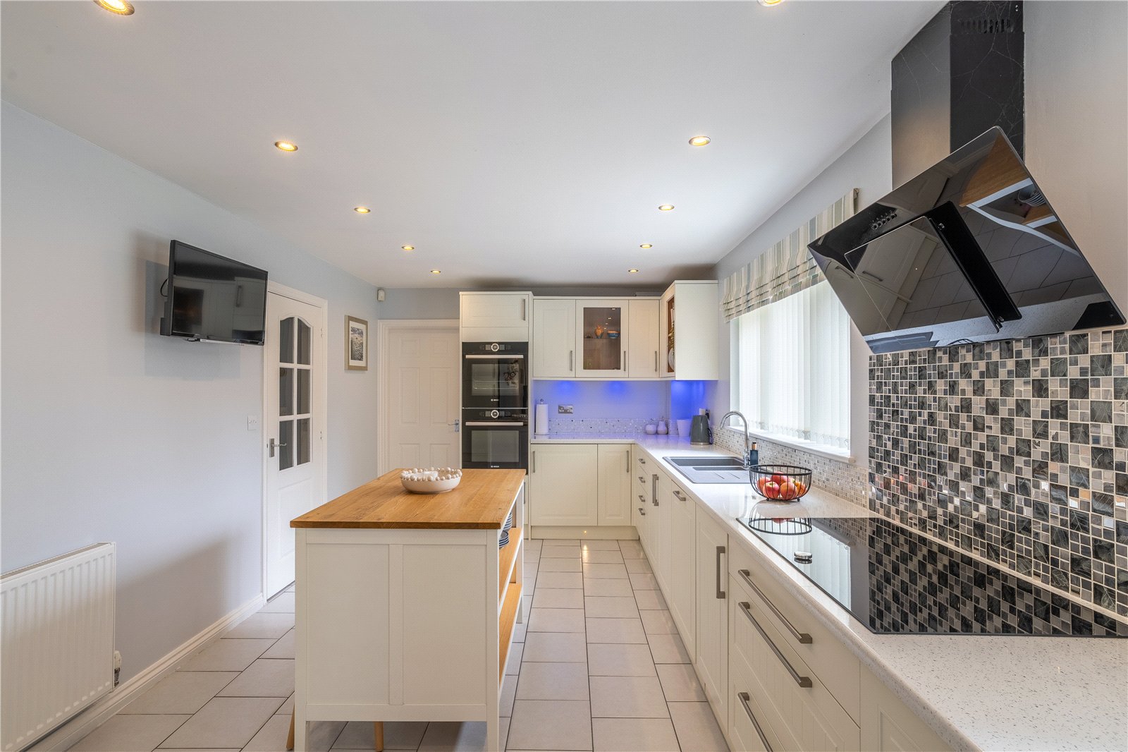 Davenport Drive, Admaston, Telford, TF5 - DB Roberts