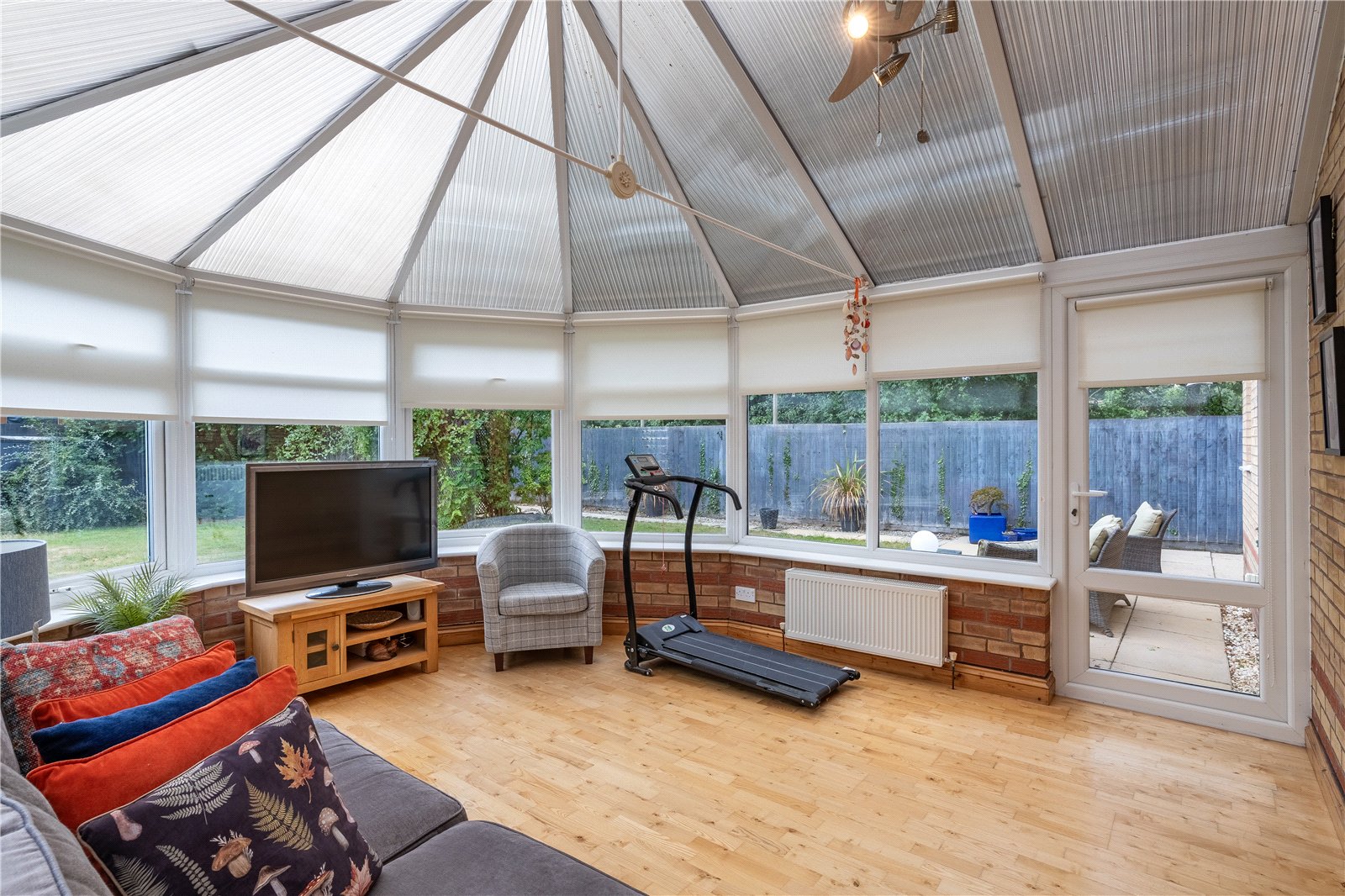 Davenport Drive, Admaston, Telford, TF5 - DB Roberts