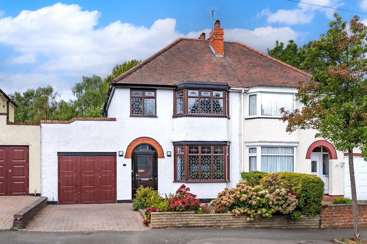Churchfield Road, Oxley, Wolverhampton, WV10 - DB Roberts