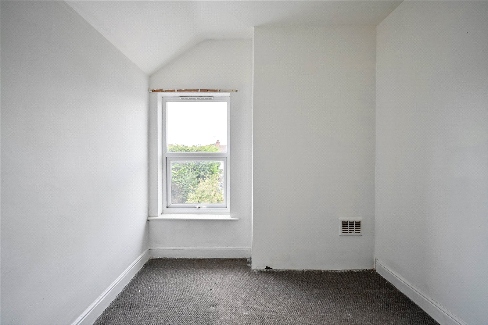 Tixall Road, Littleworth, Stafford, ST16 - DB Roberts