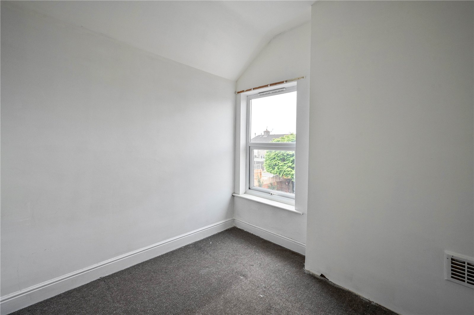 Tixall Road, Littleworth, Stafford, ST16 - DB Roberts