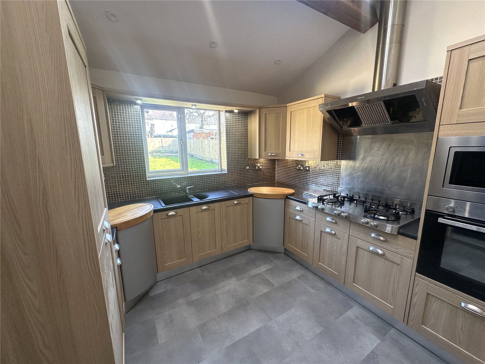 Cedar Grove, Bradmore, Wolverhampton, WV3 - DB Roberts