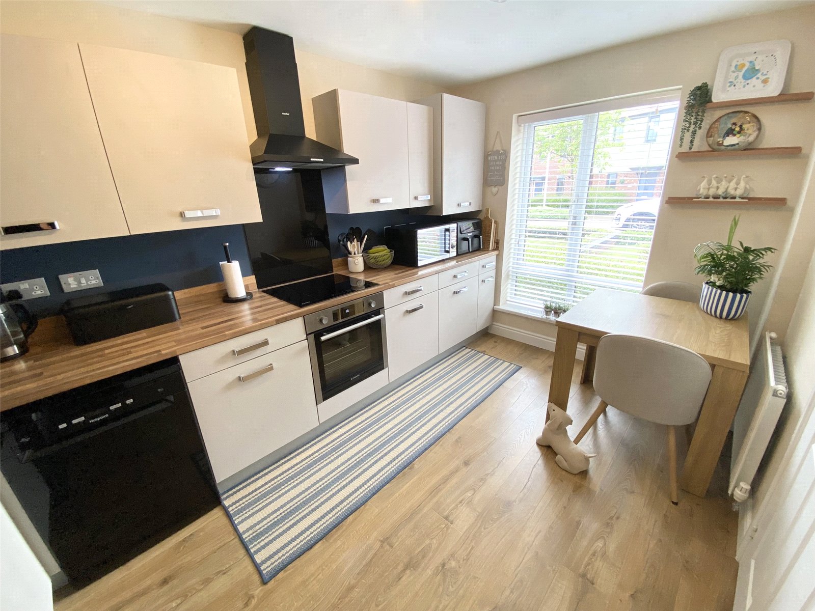 Lloyd Close, Lawley, Telford, TF3 - DB Roberts