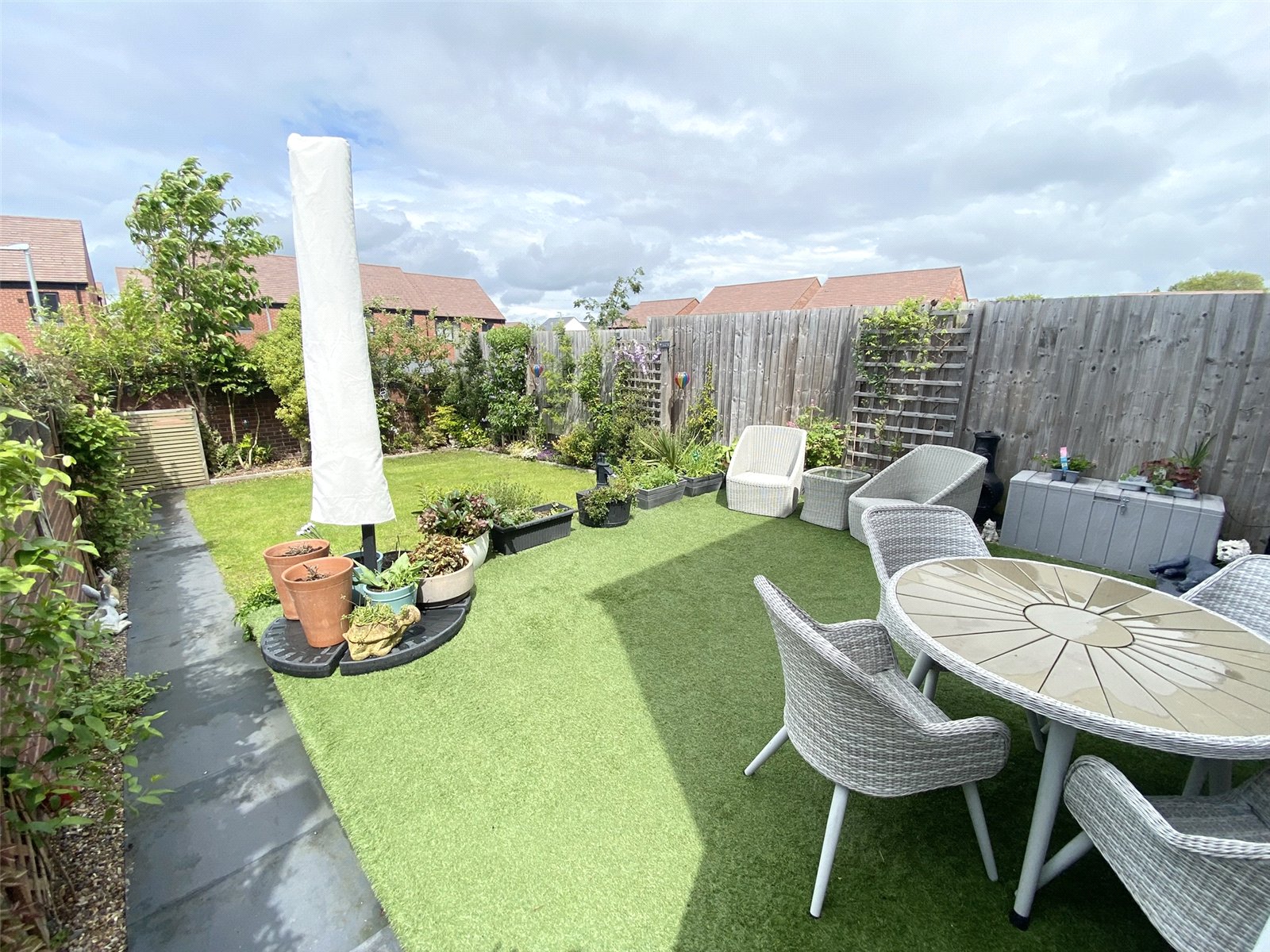 Lloyd Close, Lawley, Telford, TF3 - DB Roberts