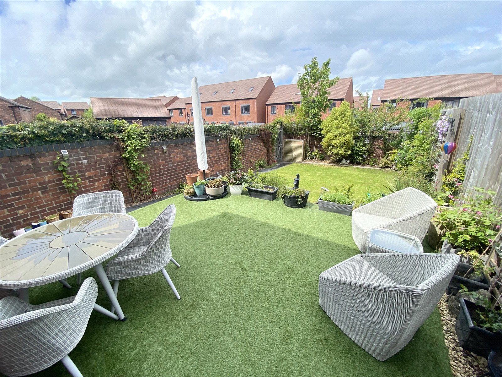 Lloyd Close, Lawley, Telford, TF3 - DB Roberts