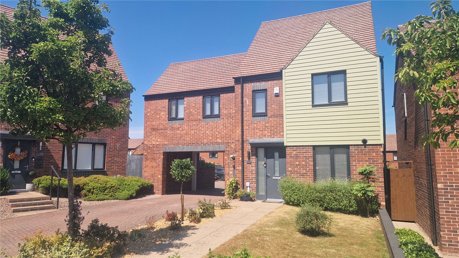 Lloyd Close, Lawley, Telford, TF3 - DB Roberts