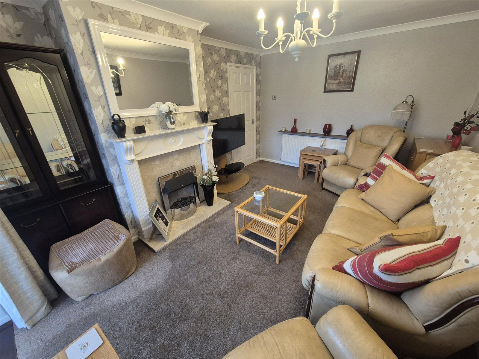 Manor Drive, St. Georges, Telford, TF2 - DB Roberts