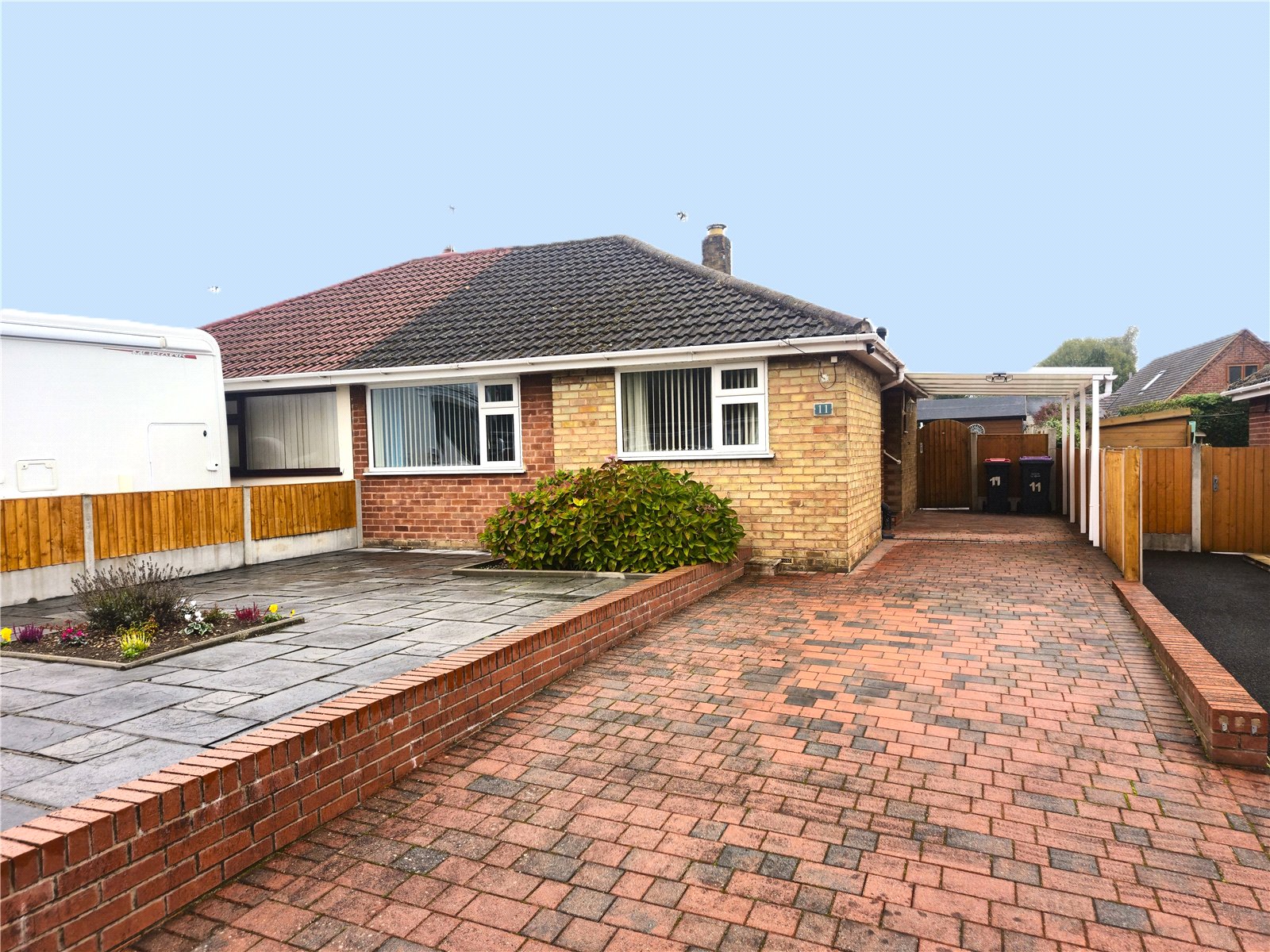 Manor Drive, St. Georges, Telford, TF2 - DB Roberts