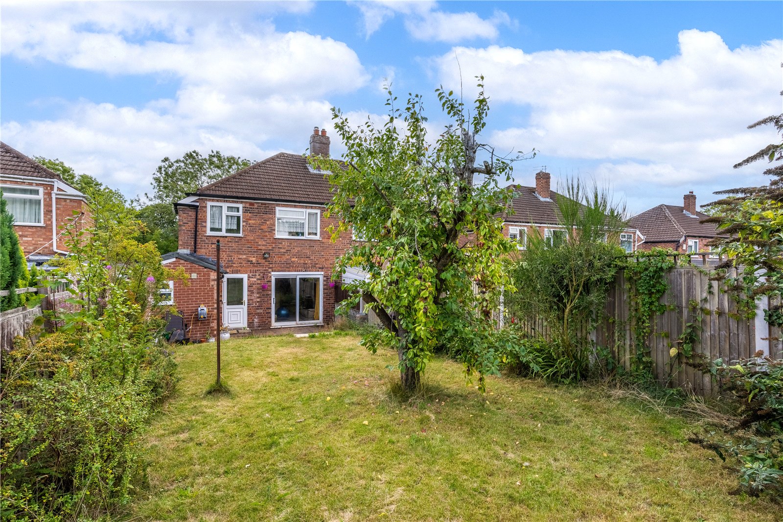 Aldersley Road, Aldersley, Wolverhampton, WV6 - DB Roberts