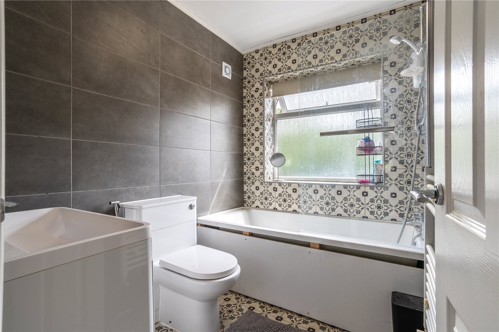 Aldersley Road, Aldersley, Wolverhampton, WV6 - DB Roberts